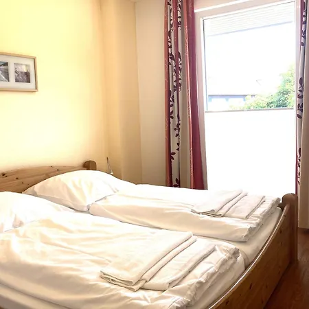 - Strandlaeufer Appartement