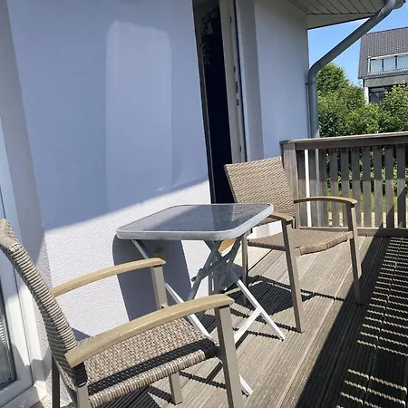 - Strandlaeufer Апартаменты